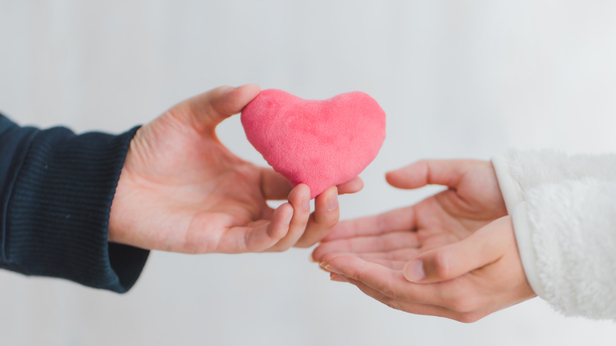 人柄やコミュニケーションの影響が大きい｜天神結婚相談所・婚活センター