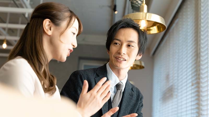 婚活パーティで相手の興味を引くには会話力が必要